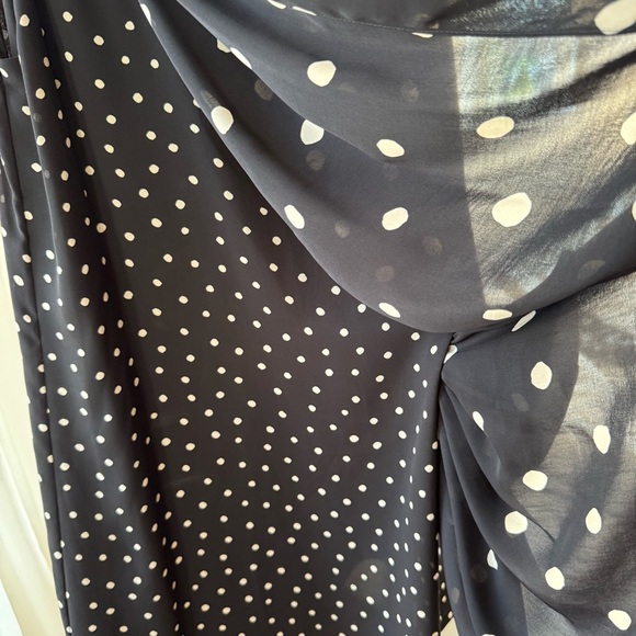 HALSTON Heritage NWT  Dress M -Black & cream Asymmetrical Polka Dot  sleeveless - Picture 7 of 14